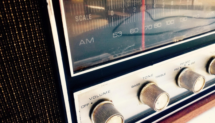 【中央空调有声音正常吗,中央空调有声音正常吗怎么回事】